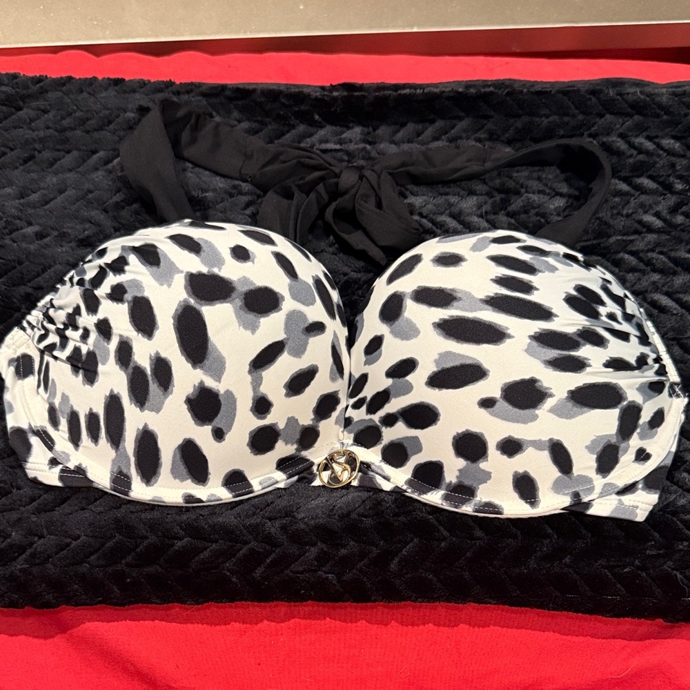 Victoria’s Secret Bombshell Black and White Bikini Top